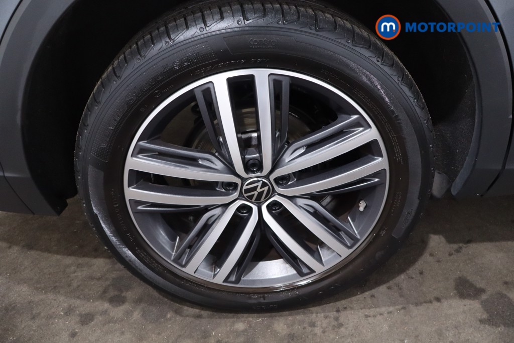 Volkswagen Tiguan Allspace Elegance Automatic Petrol SUV - Stock Number (1631347) - 9th supplementary image