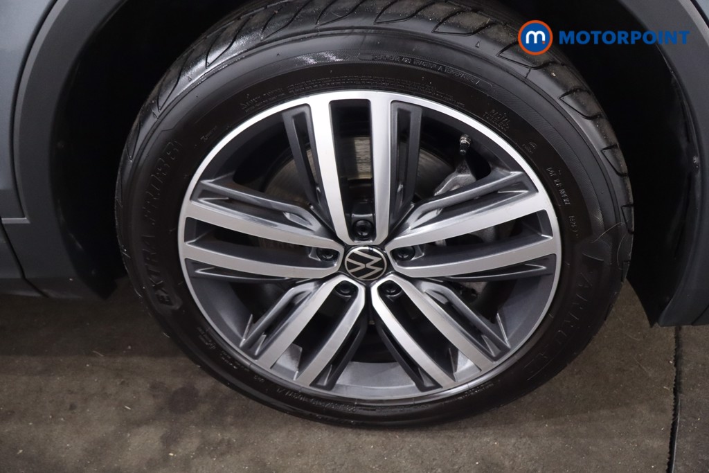 Volkswagen Tiguan Allspace Elegance Automatic Petrol SUV - Stock Number (1631347) - 11th supplementary image