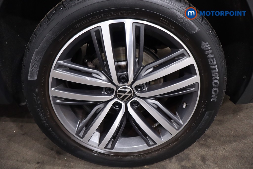 Volkswagen Tiguan Allspace Elegance Automatic Petrol SUV - Stock Number (1631347) - 12th supplementary image