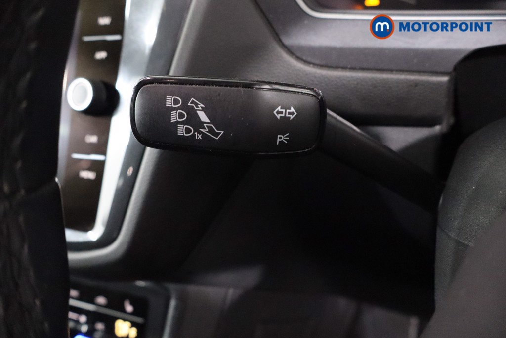 Volkswagen Tiguan Allspace Elegance Automatic Petrol SUV - Stock Number (1631347) - 14th supplementary image