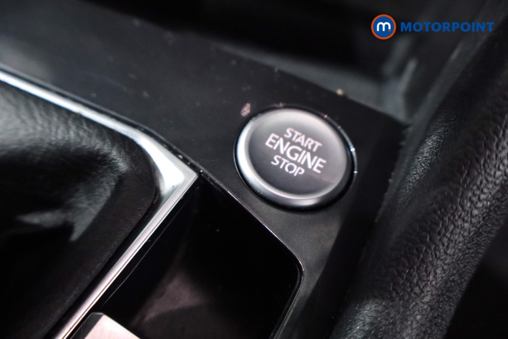 Volkswagen Tiguan Allspace Elegance Automatic Petrol SUV - Stock Number (1631347) - 20th supplementary image