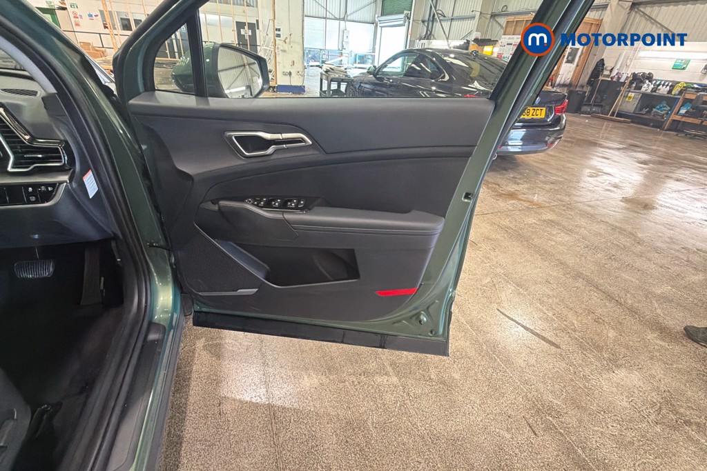 KIA Sportage 3 Automatic Petrol-Electric Hybrid SUV - Stock Number (1631845) - 19th supplementary image