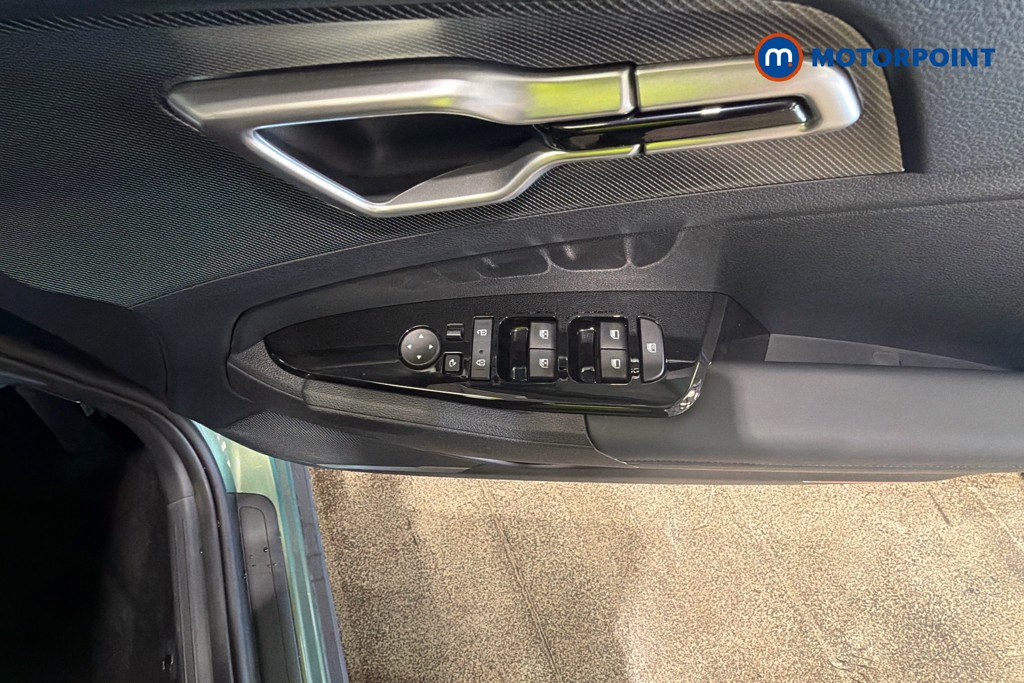KIA Sportage 3 Automatic Petrol-Electric Hybrid SUV - Stock Number (1631845) - 20th supplementary image