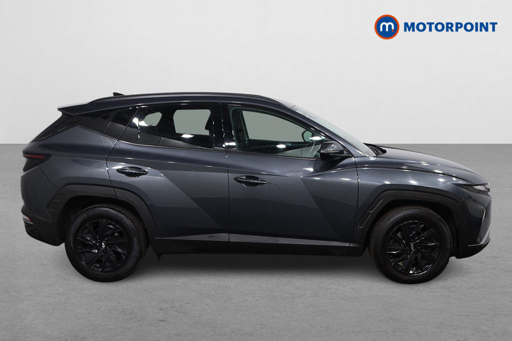Hyundai Tucson Se Connect Manual Petrol SUV - Stock Number (1632049) - Drivers side