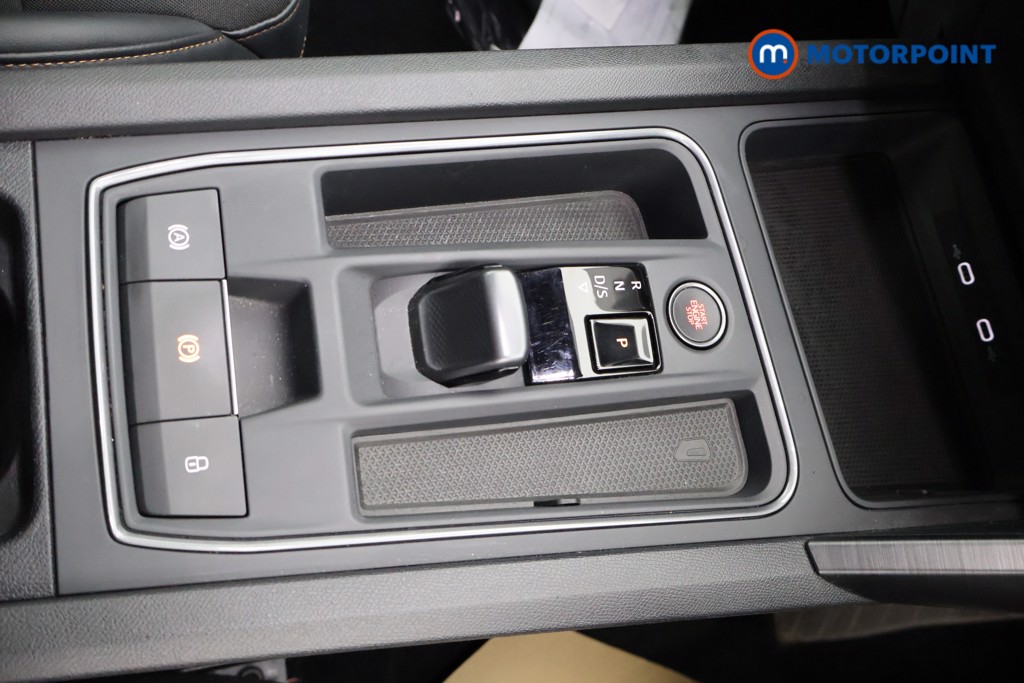 Cupra Leon VZ2 Automatic Petrol Plug-In Hybrid Estate - Stock Number (1632419) - 8th supplementary image