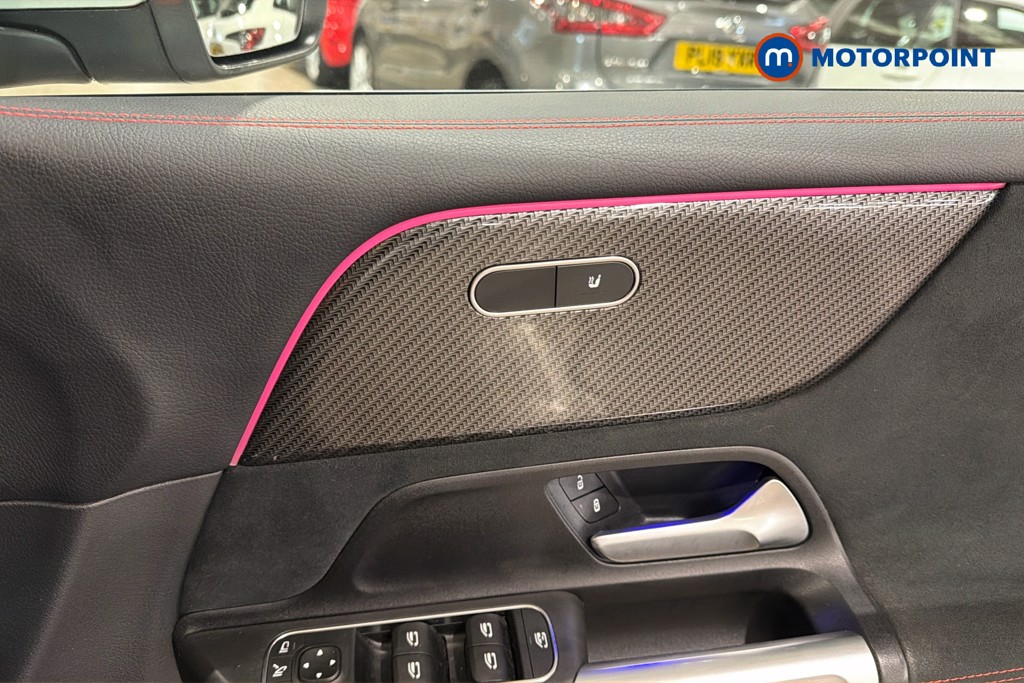 Mercedes-Benz GLB Amg Line Automatic Petrol SUV - Stock Number (1632522) - 11th supplementary image