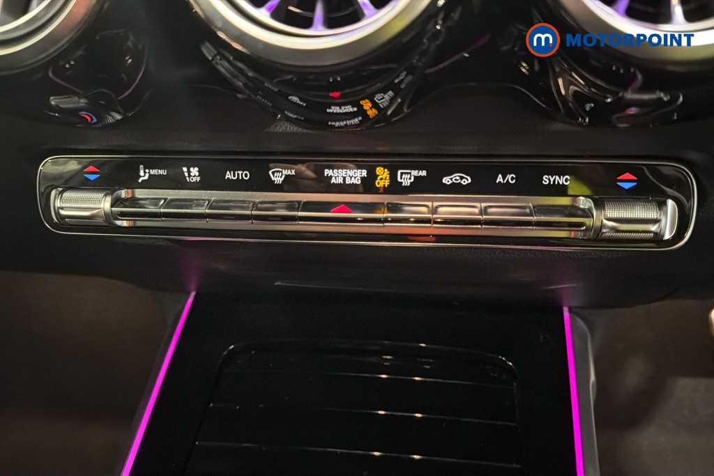 Mercedes-Benz GLB Amg Line Automatic Petrol SUV - Stock Number (1632522) - 12th supplementary image