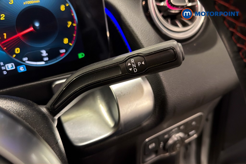 Mercedes-Benz GLB Amg Line Automatic Petrol SUV - Stock Number (1632522) - 15th supplementary image