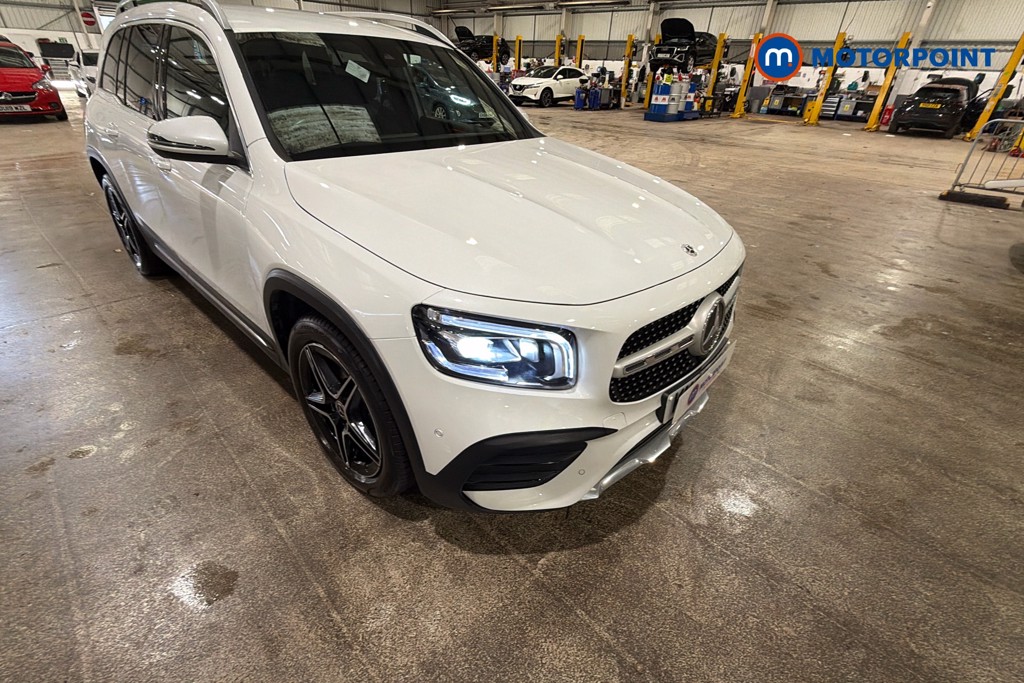 Mercedes-Benz GLB Amg Line Automatic Petrol SUV - Stock Number (1632522) - 44th supplementary image
