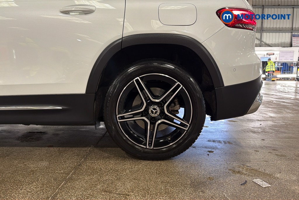 Mercedes-Benz GLB Amg Line Automatic Petrol SUV - Stock Number (1632522) - 48th supplementary image