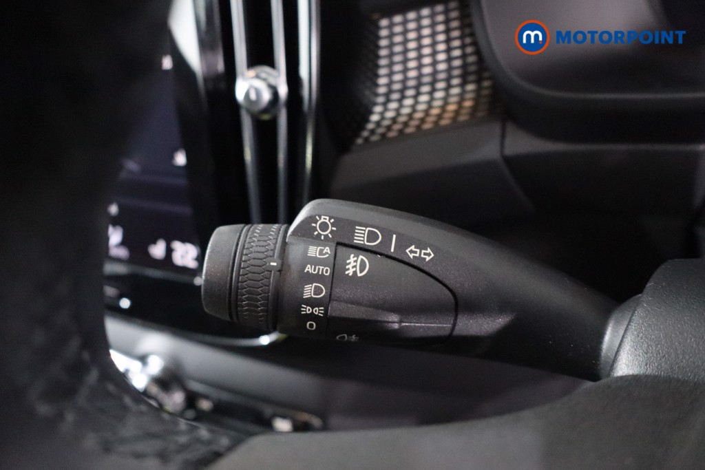 Volvo Xc40 R Design Automatic Petrol SUV - Stock Number (1632523) - 14th supplementary image
