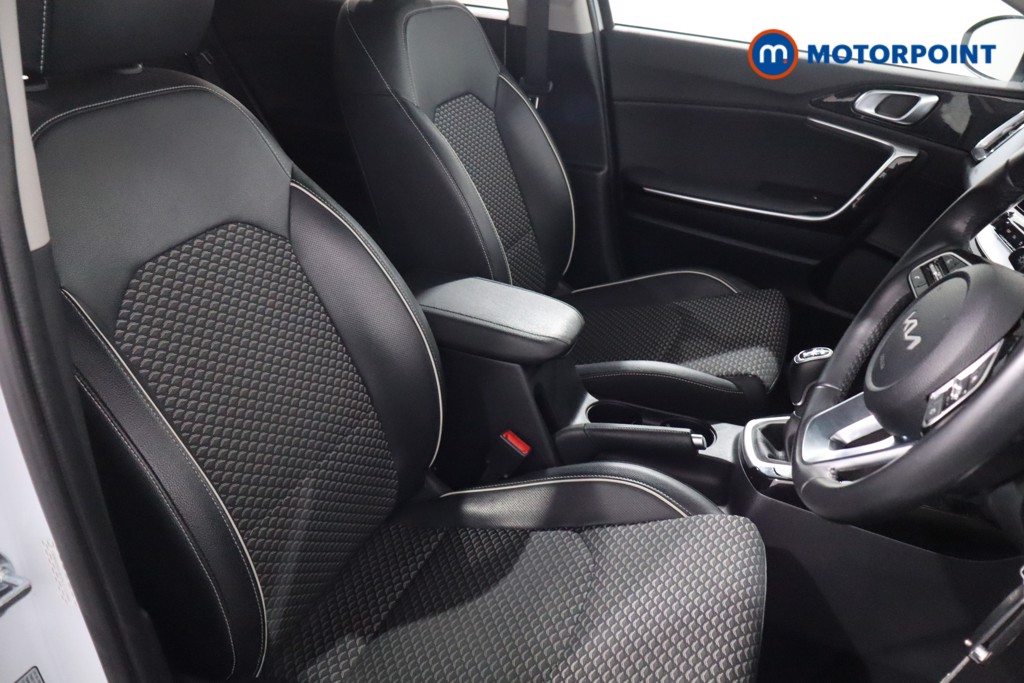 KIA Ceed 3 Manual Petrol Hatchback - Stock Number (1632652) - 21st supplementary image