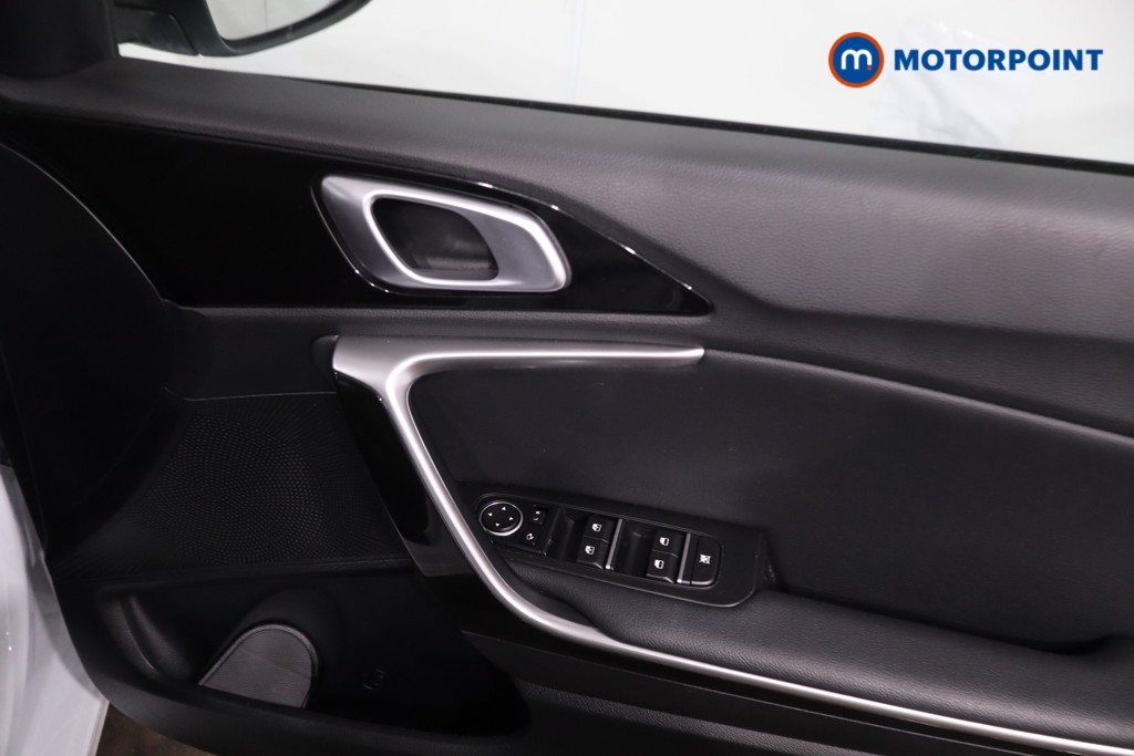 KIA Ceed 3 Manual Petrol Hatchback - Stock Number (1632652) - 23rd supplementary image