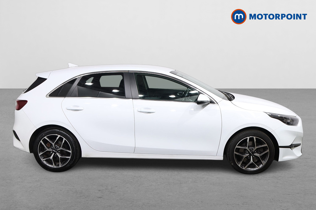 KIA Ceed 3 Manual Petrol Hatchback - Stock Number (1632652) - Drivers side