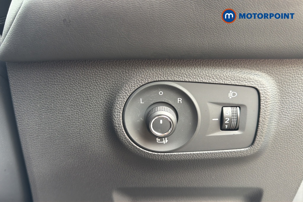 Mg Motor Uk ZS Exclusive Manual Petrol SUV - Stock Number (1632732) - 11th supplementary image