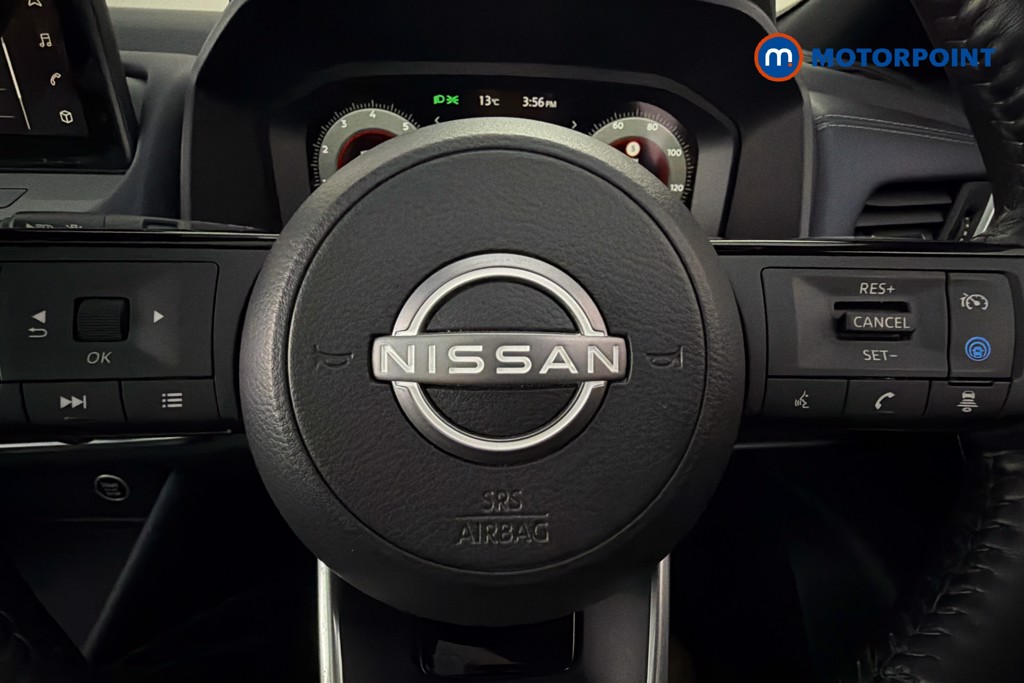 Nissan Qashqai Tekna Manual Petrol SUV - Stock Number (1632951) - 5th supplementary image