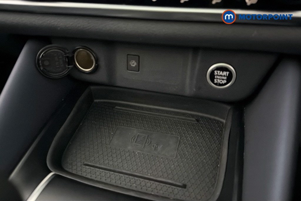 Nissan Qashqai Tekna Manual Petrol SUV - Stock Number (1632951) - 17th supplementary image