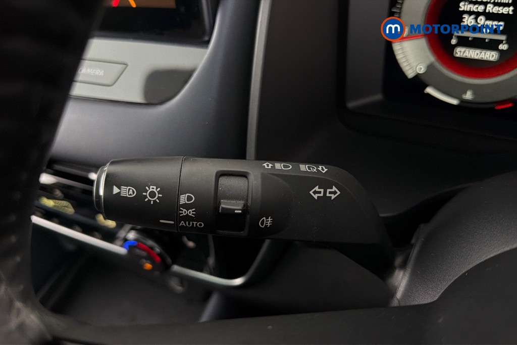 Nissan Qashqai Tekna Manual Petrol SUV - Stock Number (1632951) - 18th supplementary image