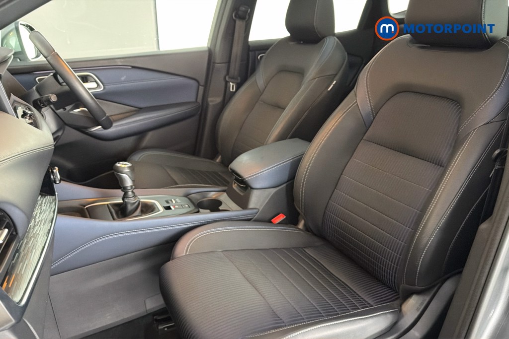 Nissan Qashqai Tekna Manual Petrol SUV - Stock Number (1632951) - 22nd supplementary image