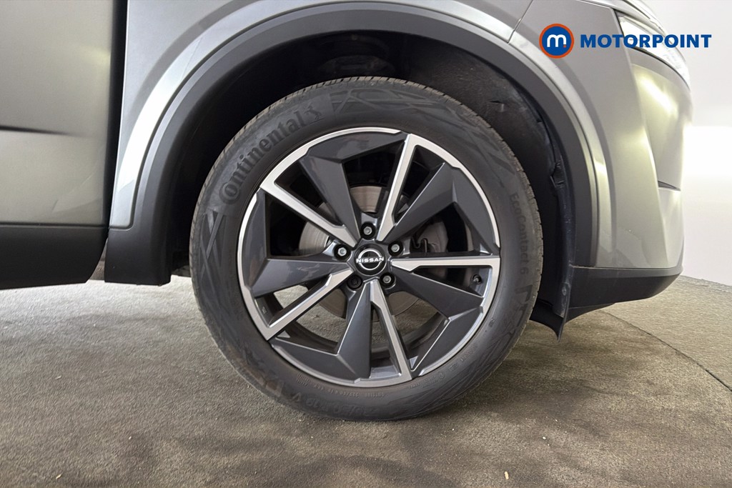 Nissan Qashqai Tekna Manual Petrol SUV - Stock Number (1632951) - 50th supplementary image