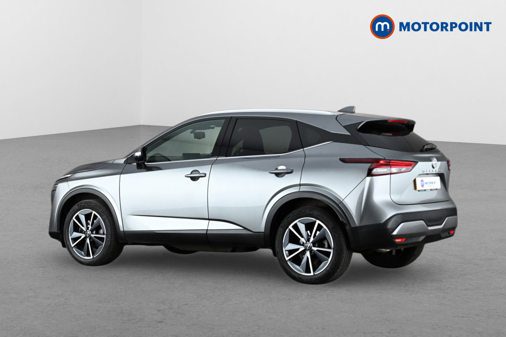 Nissan Qashqai Tekna Manual Petrol SUV - Stock Number (1632951) - Passenger side rear corner