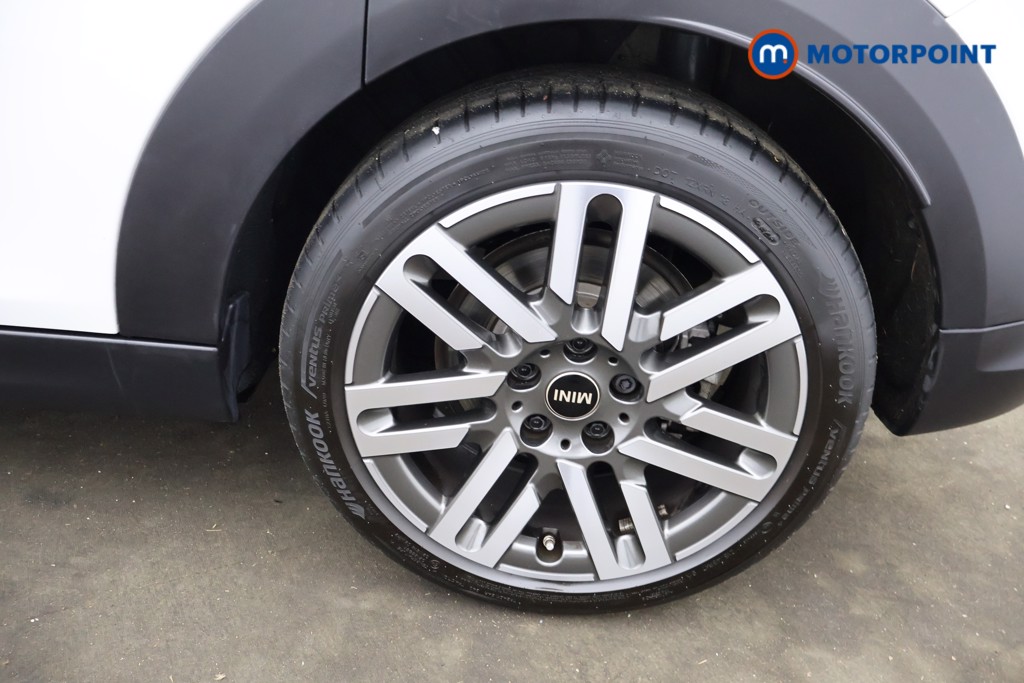 Mini Cooper S Classic Automatic Petrol Hatchback - Stock Number (1632993) - 23rd supplementary image