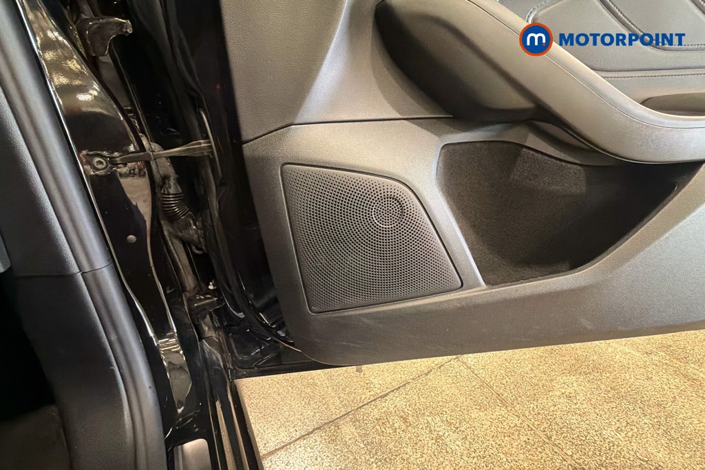 Ford Focus St-Line Manual Petrol Hatchback - Stock Number (1633019) - 21st supplementary image