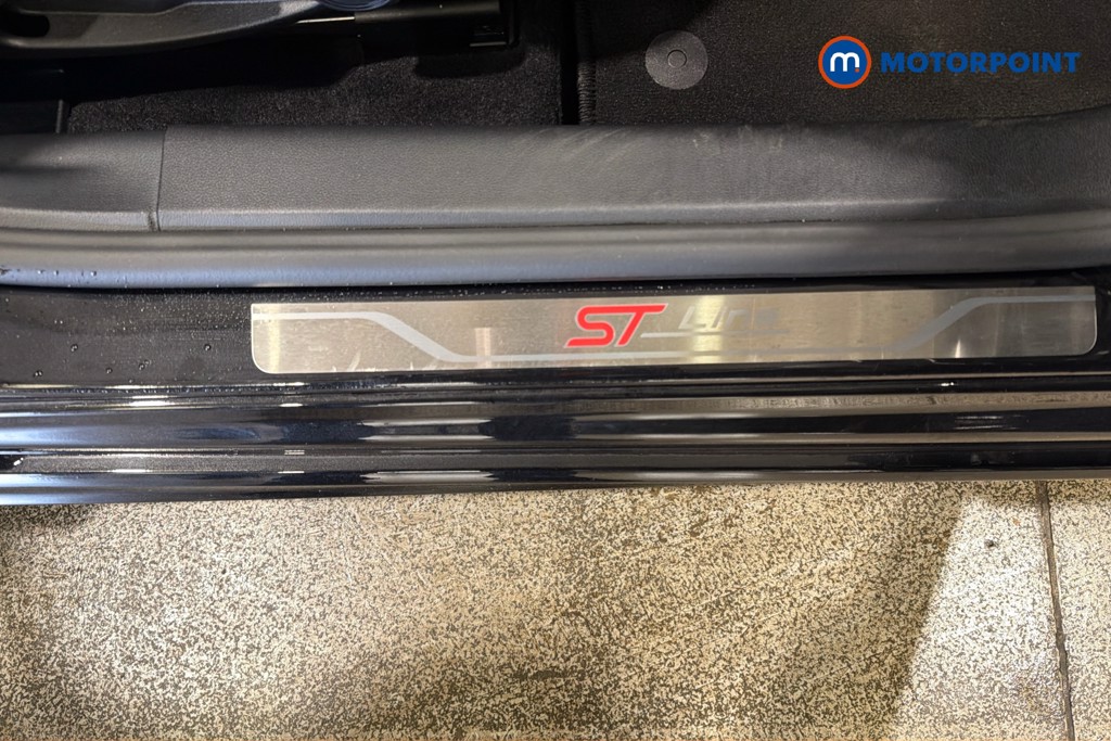 Ford Focus St-Line Manual Petrol Hatchback - Stock Number (1633019) - 27th supplementary image