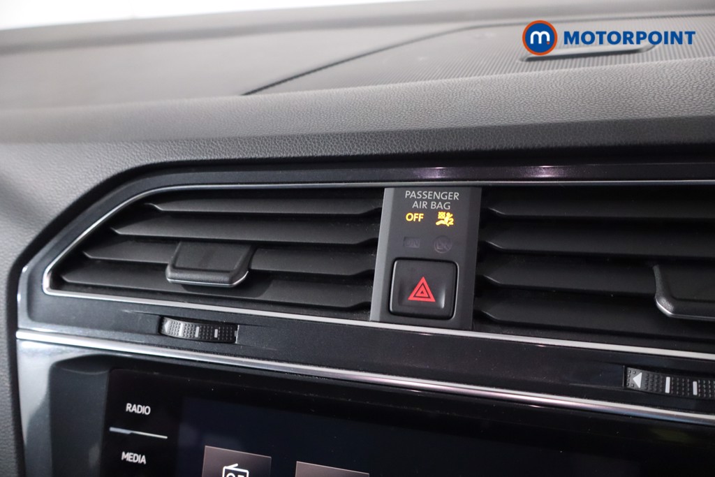 Volkswagen Tiguan Allspace Life Automatic Petrol SUV - Stock Number (1613050) - 22nd supplementary image