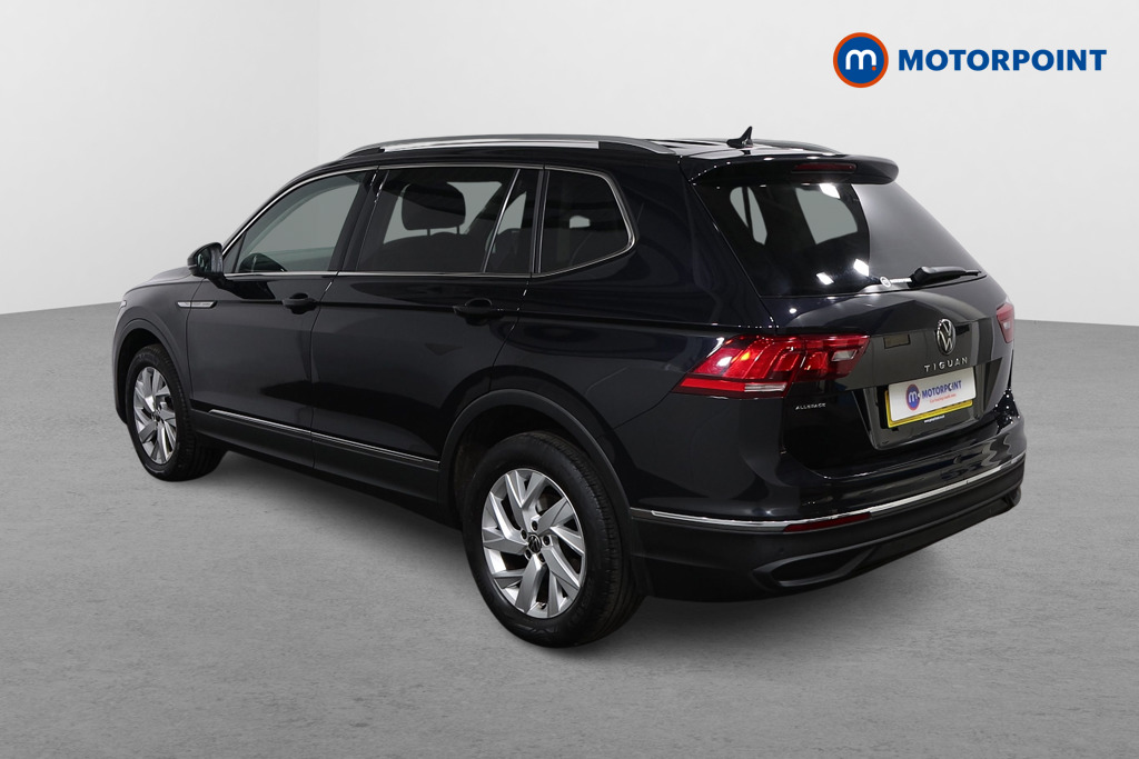 Volkswagen Tiguan Allspace Life Automatic Petrol SUV - Stock Number (1613050) - Passenger side rear corner