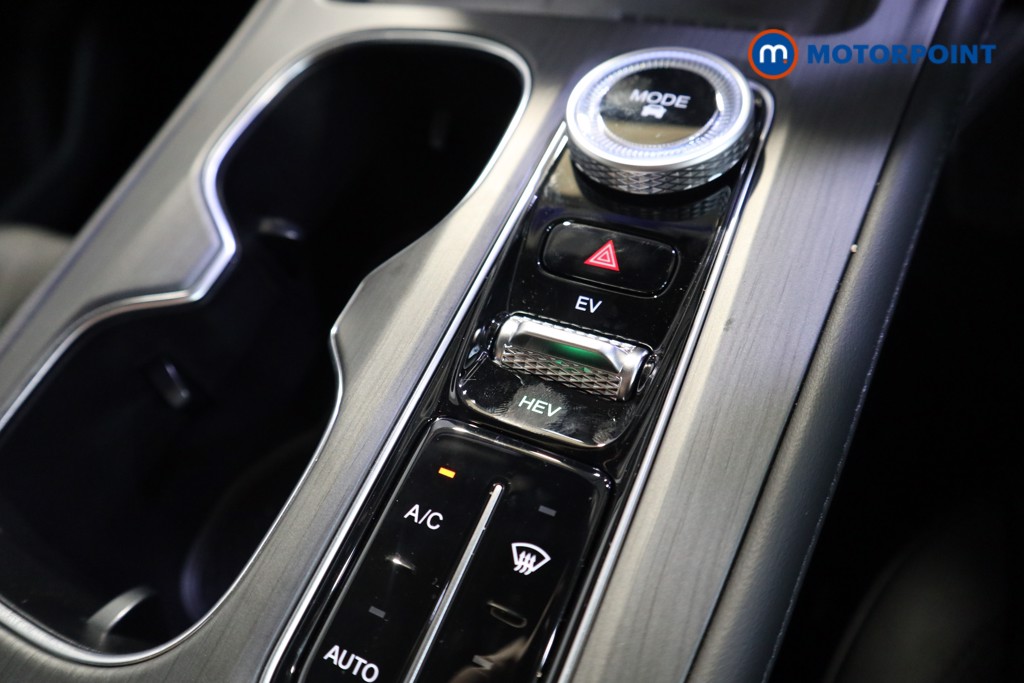 Chery Tiggo 8 Summit Automatic Petrol Plug-In Hybrid SUV - Stock Number (1619443) - 8th supplementary image