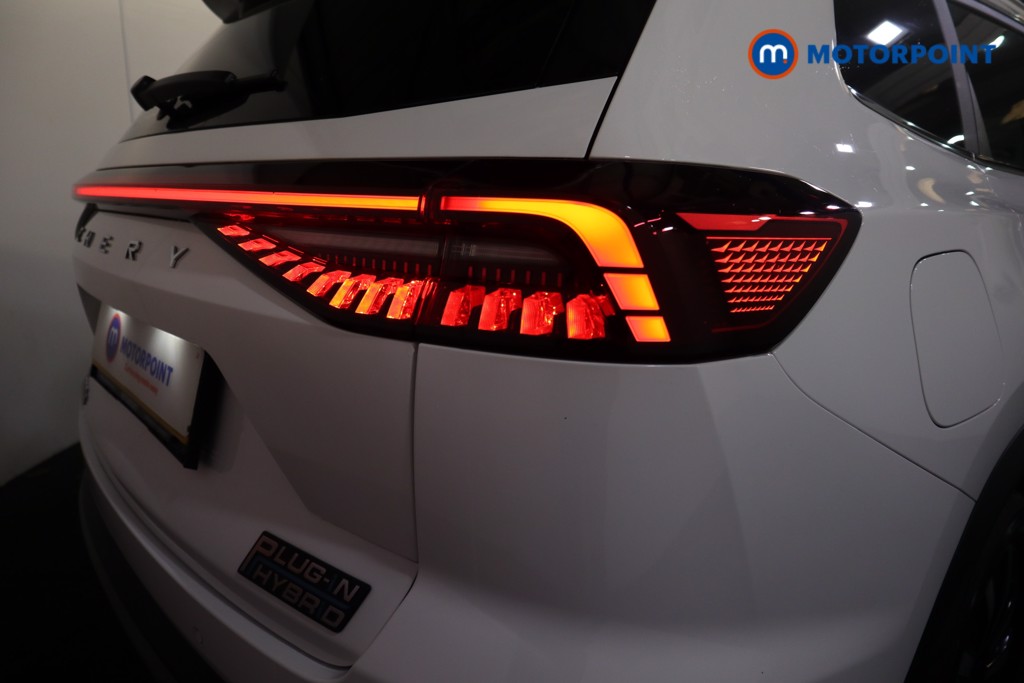 Chery Tiggo 8 Summit Automatic Petrol Plug-In Hybrid SUV - Stock Number (1619443) - 33rd supplementary image