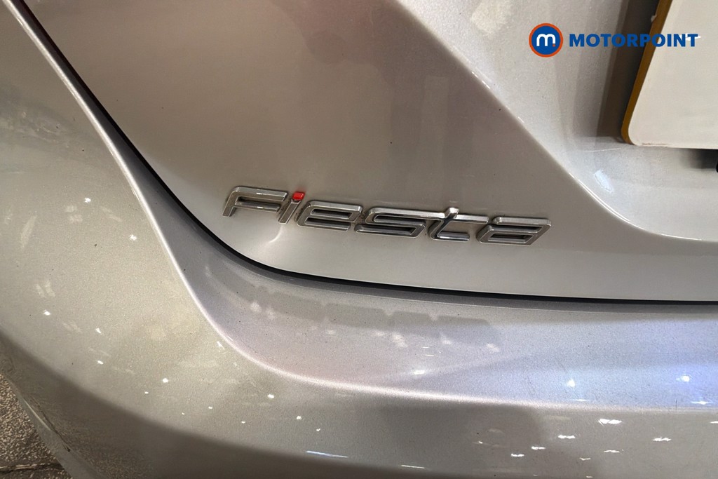 Ford Fiesta Titanium Manual Petrol Hatchback - Stock Number (1624175) - 37th supplementary image