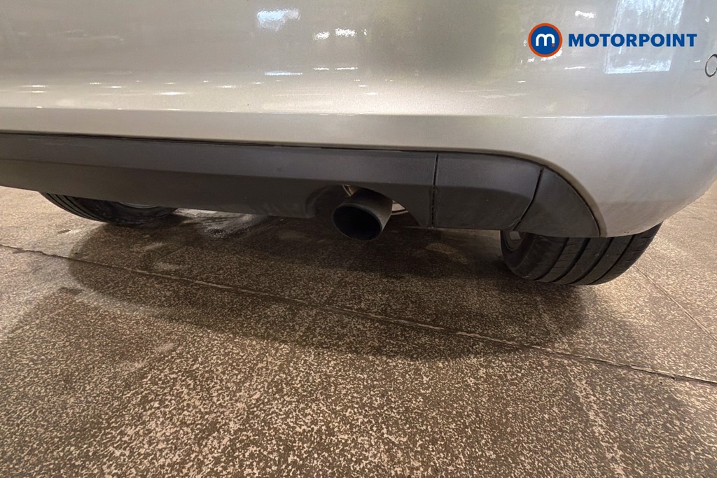 Ford Fiesta Titanium Manual Petrol Hatchback - Stock Number (1624175) - 39th supplementary image