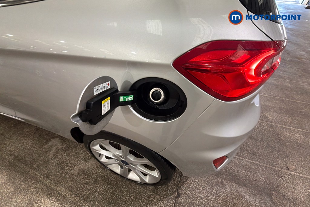 Ford Fiesta Titanium Manual Petrol Hatchback - Stock Number (1624175) - 41st supplementary image