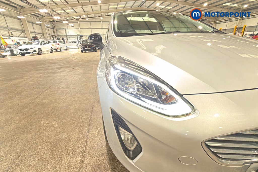 Ford Fiesta Titanium Manual Petrol Hatchback - Stock Number (1624175) - 44th supplementary image
