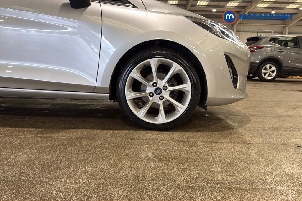 Ford Fiesta Titanium Manual Petrol Hatchback - Stock Number (1624175) - 50th supplementary image