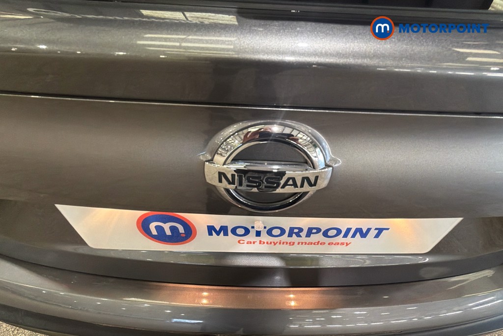 Nissan Qashqai N-Motion Manual Diesel SUV - Stock Number (1624650) - 37th supplementary image