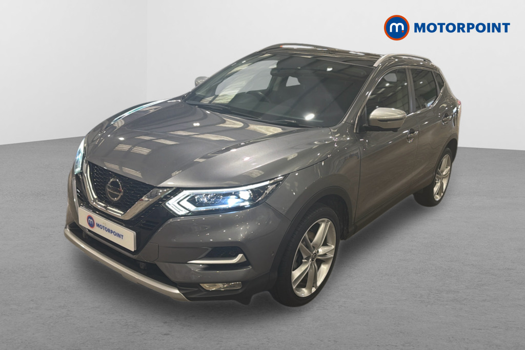 Nissan Qashqai N-Motion Manual Diesel SUV - Stock Number (1624650) - Passenger side front corner