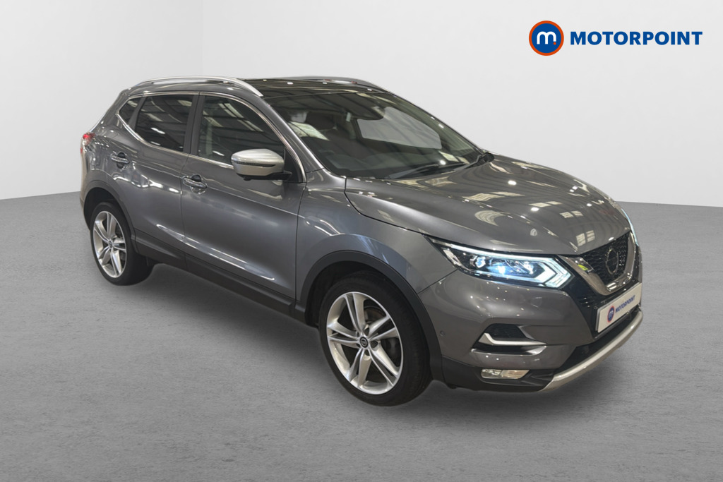 Nissan Qashqai N-Motion Manual Diesel SUV - Stock Number (1624650) - Drivers side front corner