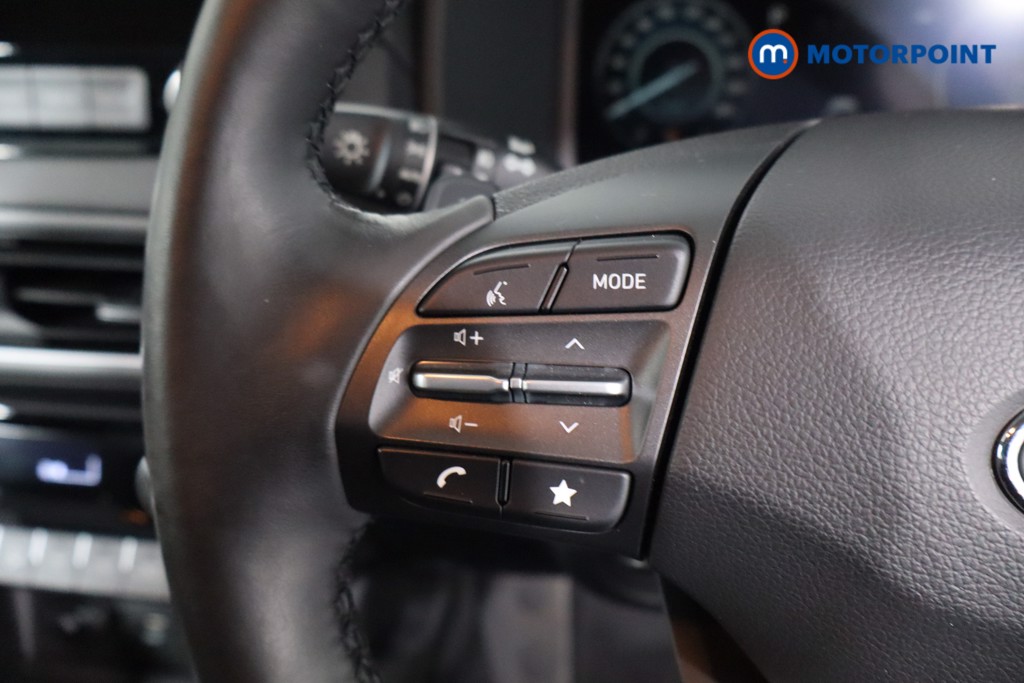 Hyundai Kona Ultimate Automatic Petrol-Electric Hybrid SUV - Stock Number (1627973) - 7th supplementary image