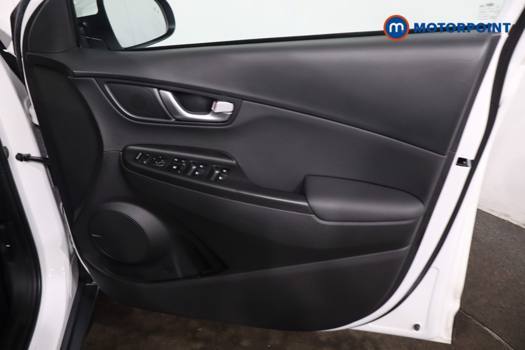 Hyundai Kona Ultimate Automatic Petrol-Electric Hybrid SUV - Stock Number (1627973) - 26th supplementary image
