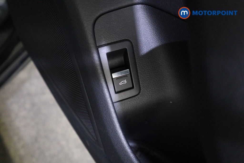 Audi A6 Black Edition Automatic Diesel Saloon - Stock Number (1628553) - 17th supplementary image