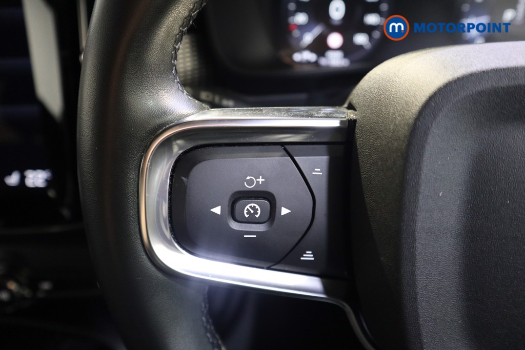 Volvo Xc40 R Design Automatic Petrol SUV - Stock Number (1628905) - 3rd supplementary image