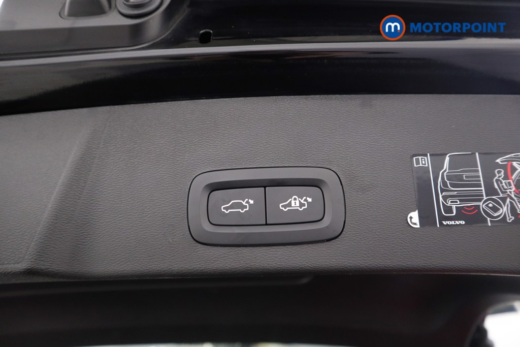 Volvo Xc40 R Design Automatic Petrol SUV - Stock Number (1628905) - 25th supplementary image