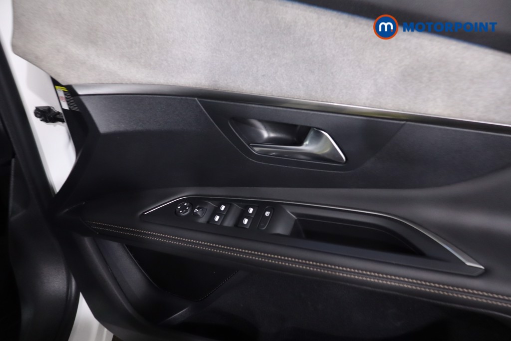 Peugeot 3008 GT Automatic Petrol SUV - Stock Number (1629198) - 25th supplementary image