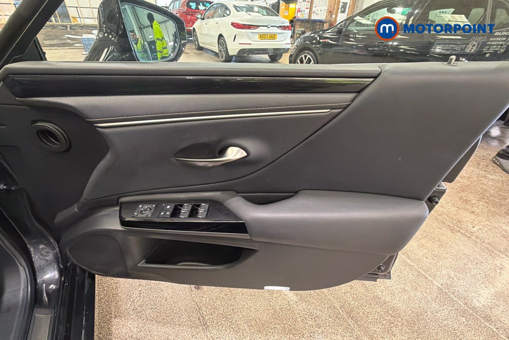 Lexus ES 300H 2.5 4Dr Cvt Premium Edition Automatic Petrol-Electric Hybrid Saloon - Stock Number (1629319) - 19th supplementary image