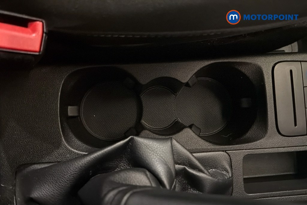 Ford Fiesta Zetec Manual Petrol Hatchback - Stock Number (1629933) - 16th supplementary image