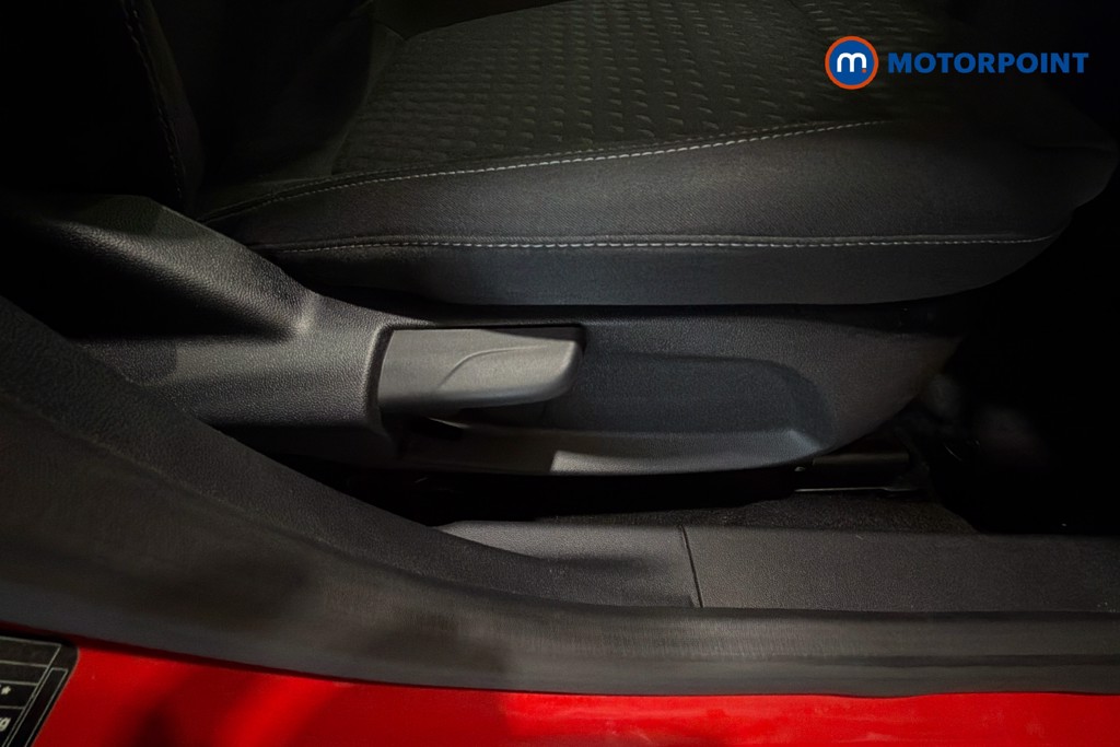 Ford Fiesta Zetec Manual Petrol Hatchback - Stock Number (1629933) - 25th supplementary image