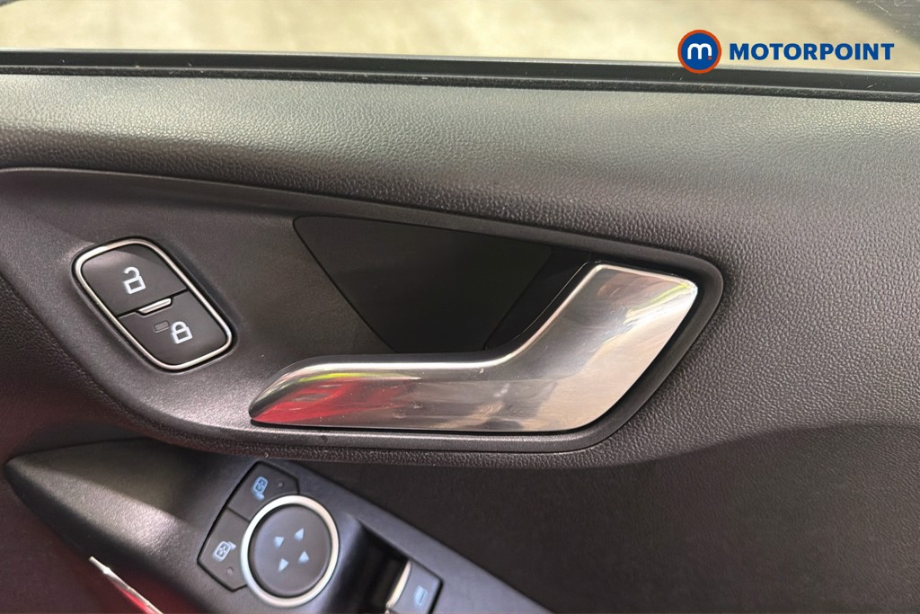 Ford Fiesta Zetec Manual Petrol Hatchback - Stock Number (1629933) - 42nd supplementary image